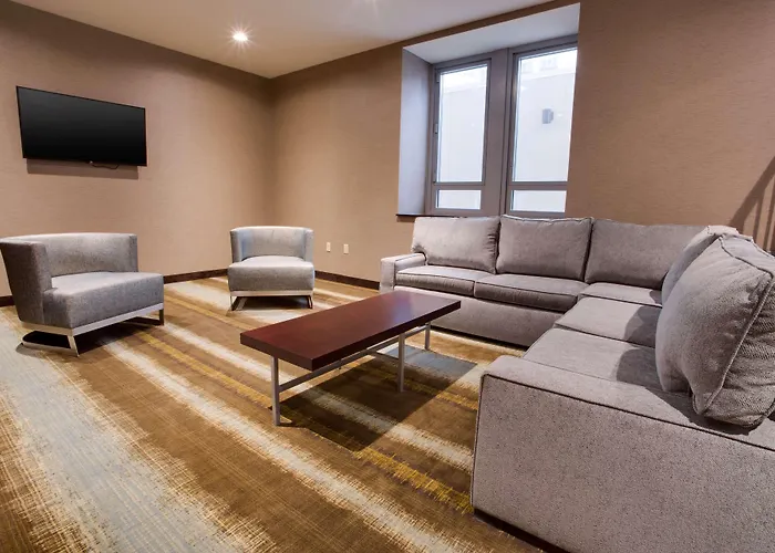 Drury Plaza Downtown Hotel