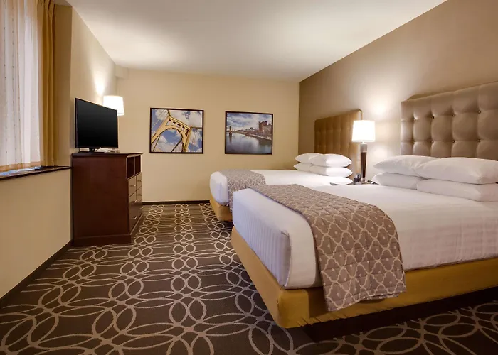 Drury Plaza Downtown Hotel 4*